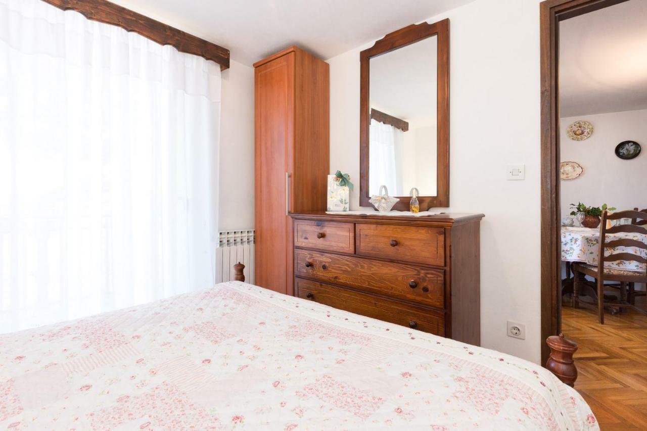 Comfy And Warm Ap With Balcony Surrounded With Beautiful Nature Lovran Exterior photo